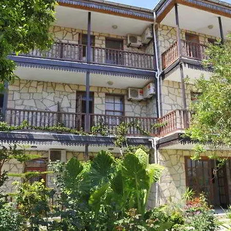 Ilhan Otel 2*