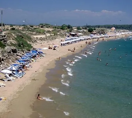Ilhan Ξενοδοχείο 2*