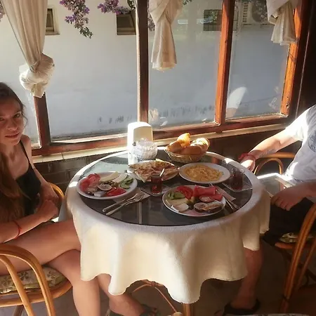 Ilhan Ξενοδοχείο Σιντέ
